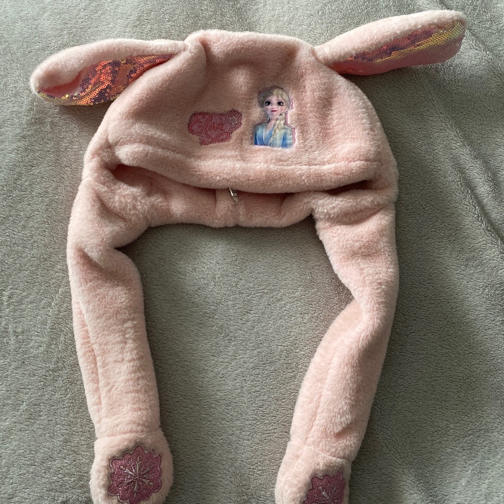 Elsa Disney Frozen II pink fur hat with moving ears